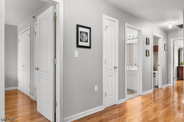 30 Federal Hill Rd 13, Pompton Lakes Boro, NJ 07442
