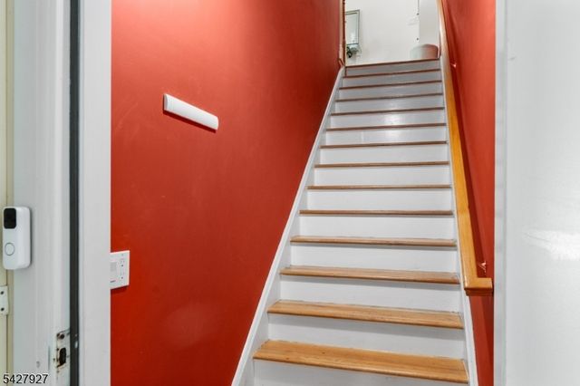 30 Federal Hill Rd 13, Pompton Lakes Boro, NJ 07442
