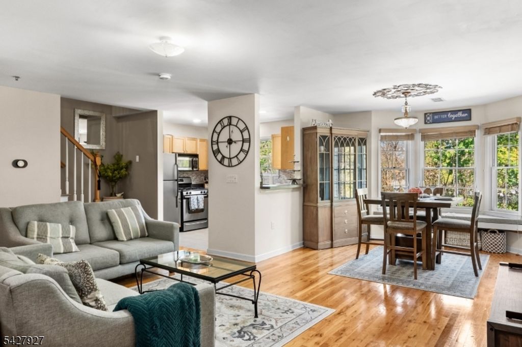 30 Federal Hill Rd 13, Pompton Lakes Boro, NJ 07442