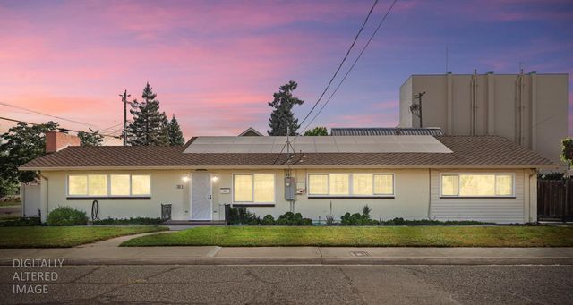 281 Lambuth Ave, Oakdale, CA 95361