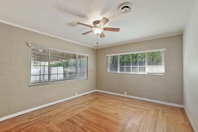 281 Lambuth Ave, Oakdale, CA 95361