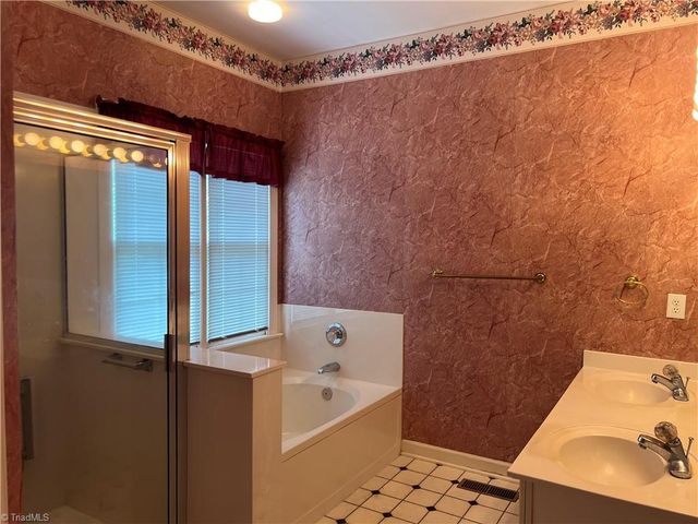 201 Brookfarm Trail, Lewisville, NC 27023
