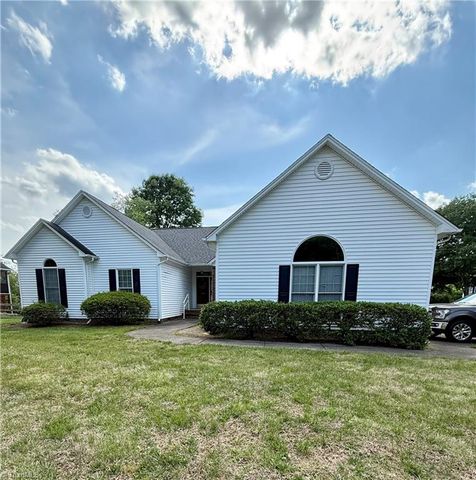201 Brookfarm Trail, Lewisville, NC 27023