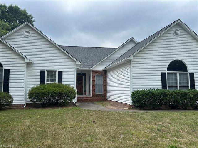 201 Brookfarm Trail, Lewisville, NC 27023