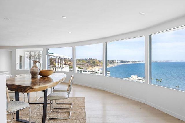 17440 17440 Revello DR, Pacific Palisades, CA 90272