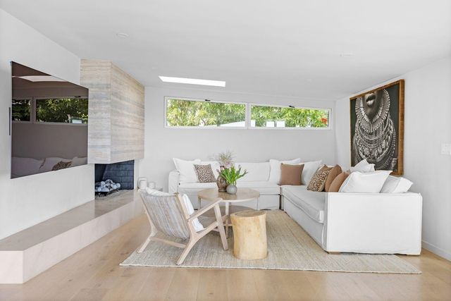 17440 17440 Revello DR, Pacific Palisades, CA 90272