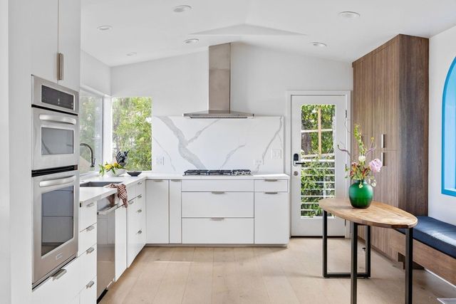 17440 17440 Revello DR, Pacific Palisades, CA 90272