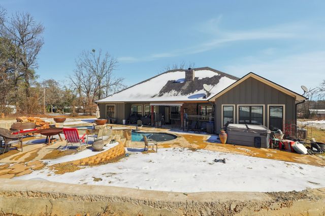 847 Calloway Road, Marshall, TX 75670