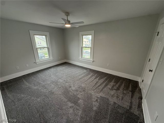 728 Oak Street NW, New Philadelphia, OH 44663