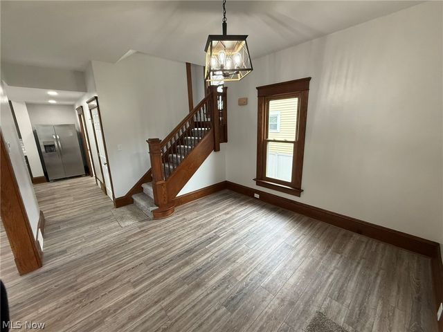 728 Oak Street NW, New Philadelphia, OH 44663