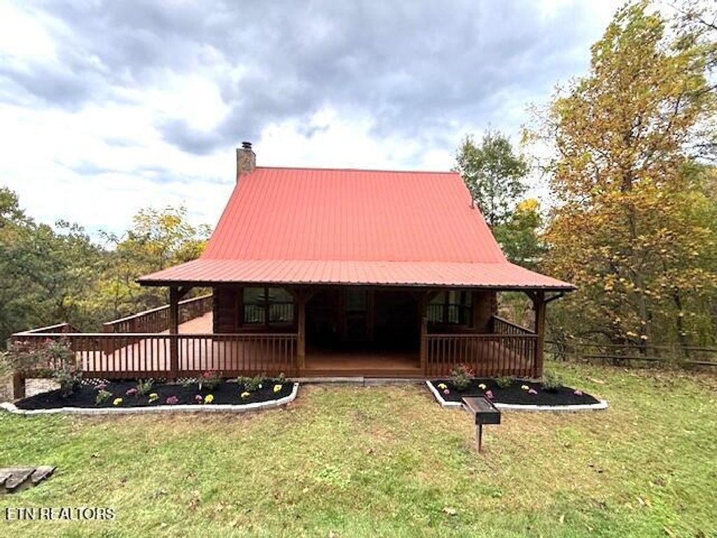 1608 Bench Mountain Way, Sevierville, TN 37862
