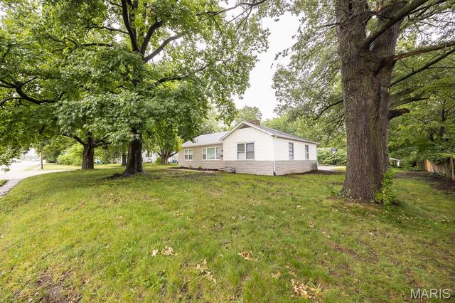 1912 N 17th Street, Swansea, IL 62226