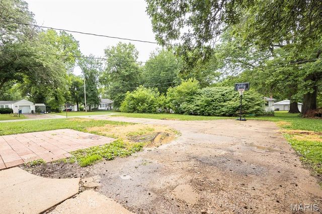 1912 N 17th Street, Swansea, IL 62226