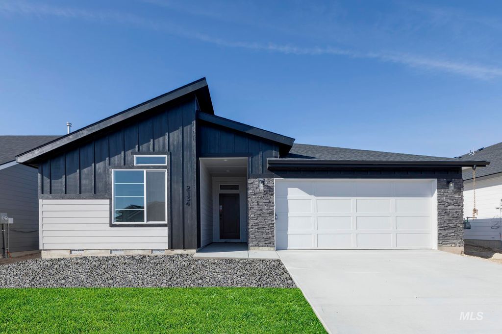 2431 W Opalite Dr, Kuna, ID 83634