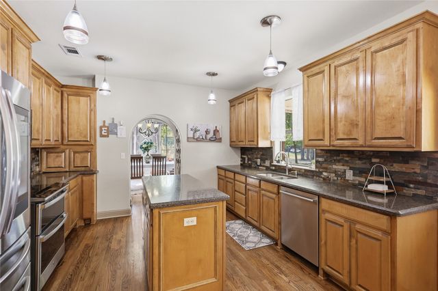 13989 Windham Drive, Van Alstyne, TX 75495