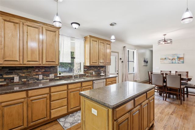 13989 Windham Drive, Van Alstyne, TX 75495
