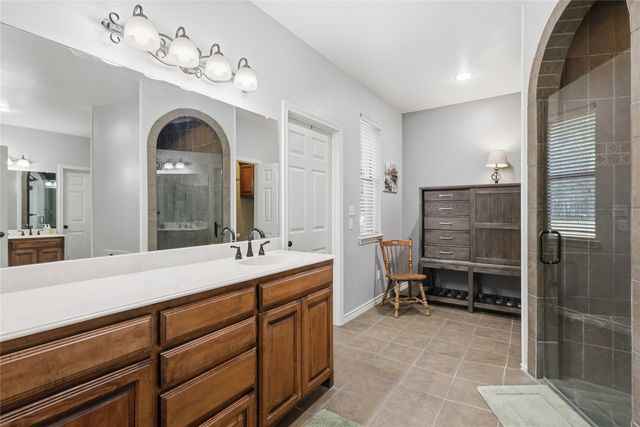 13989 Windham Drive, Van Alstyne, TX 75495