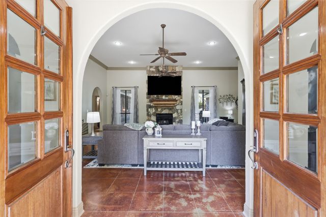 13989 Windham Drive, Van Alstyne, TX 75495