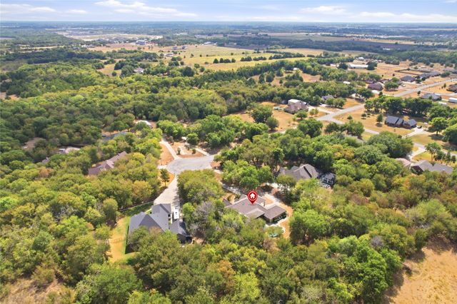 13989 Windham Drive, Van Alstyne, TX 75495