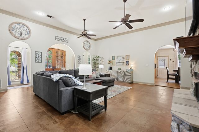 13989 Windham Drive, Van Alstyne, TX 75495