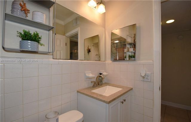 3050 NE 5th Terrace 8, Wilton Manors, FL 33334