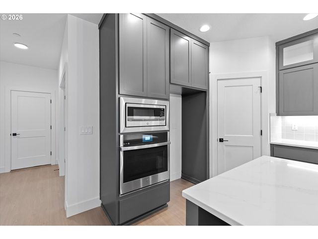 14992 Se Andre Way, Clackamas, OR 97015