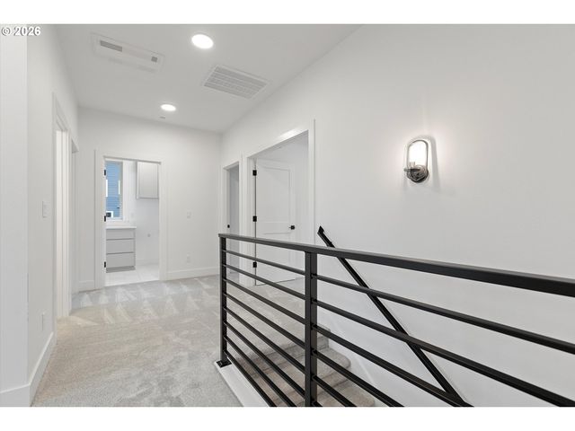 14992 Se Andre Way, Clackamas, OR 97015