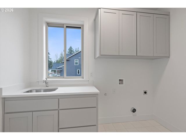 14992 Se Andre Way, Clackamas, OR 97015