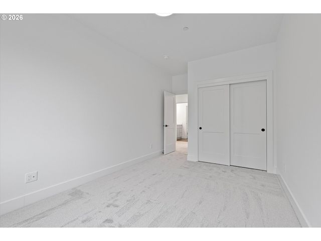 14992 Se Andre Way, Clackamas, OR 97015