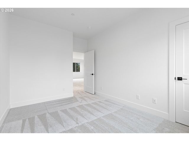 14992 Se Andre Way, Clackamas, OR 97015