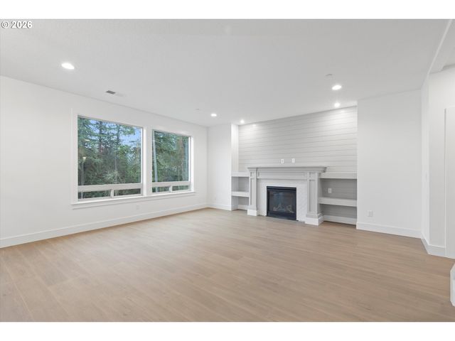 14992 Se Andre Way, Clackamas, OR 97015