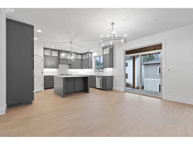 14992 Se Andre Way, Clackamas, OR 97015