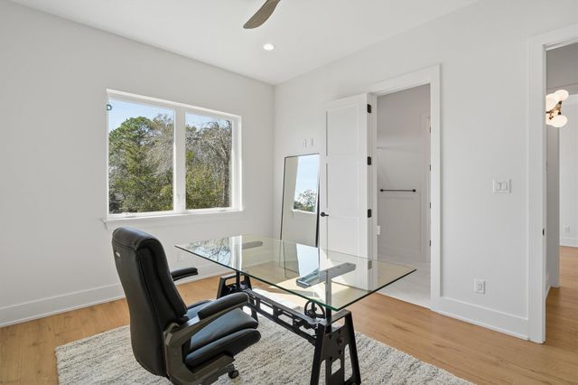 2002 Cove Park Drive, Kemah, TX 77565