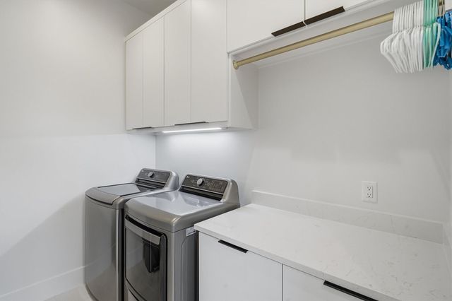 2002 Cove Park Drive, Kemah, TX 77565