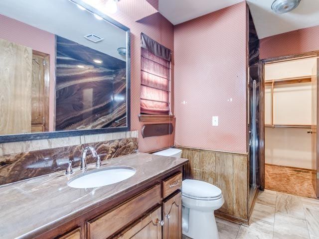 18504 Laurel Oak Drive, Edmond, OK 73012