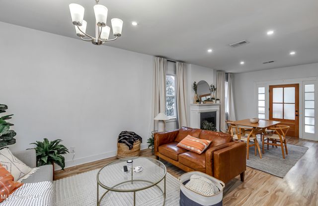 417 Dunbar Street, Jackson, MS 39216