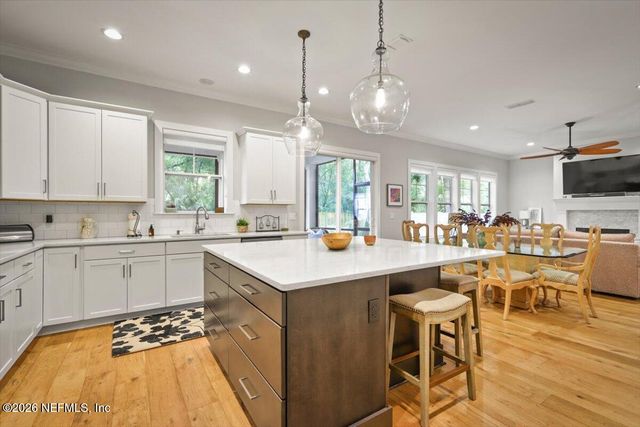 740 PARADISE Lane, Atlantic Beach, FL 32233