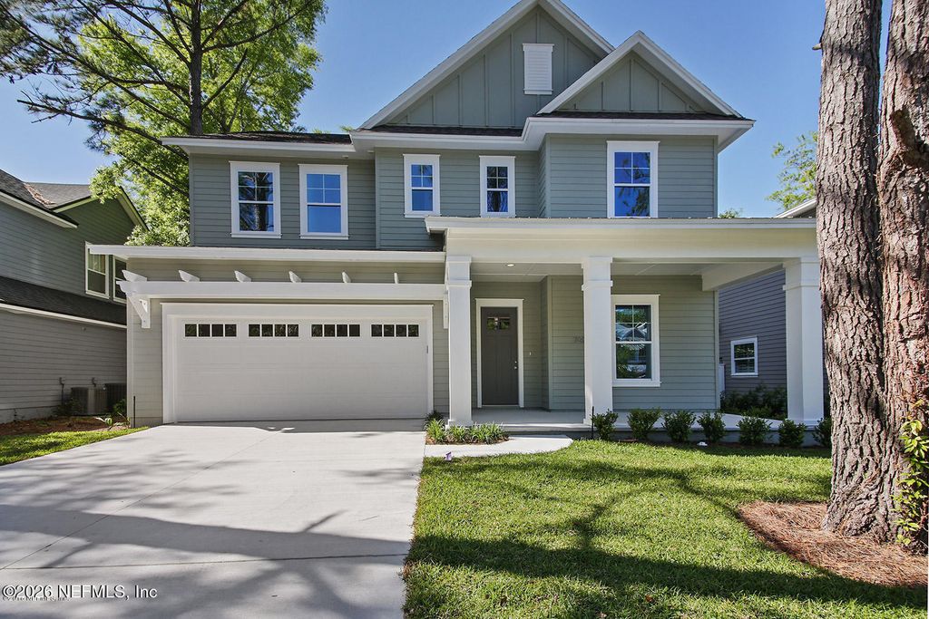 740 PARADISE Lane, Atlantic Beach, FL 32233