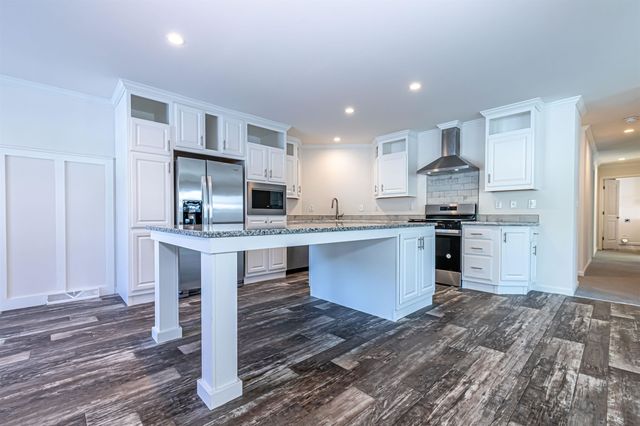 93 Osprey Road, Alton, NH 03809