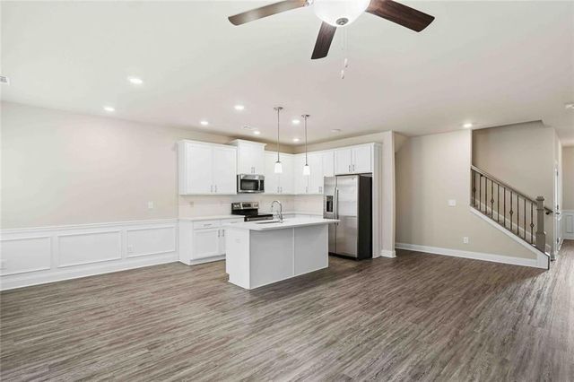 460 Rockfern Court, Lilburn, GA 30047