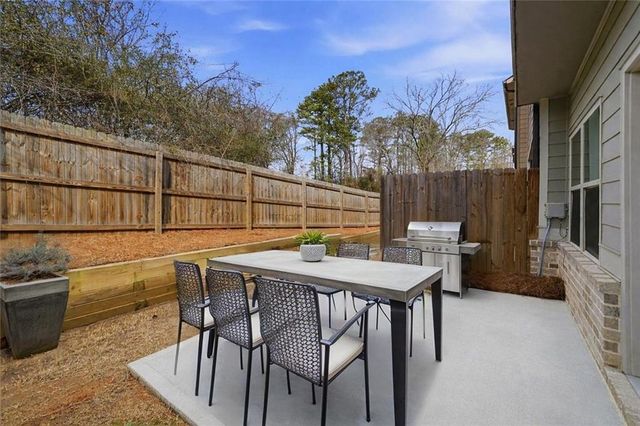 460 Rockfern Court, Lilburn, GA 30047