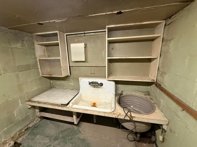 2905 Hiawatha Street, Columbus, OH 43224