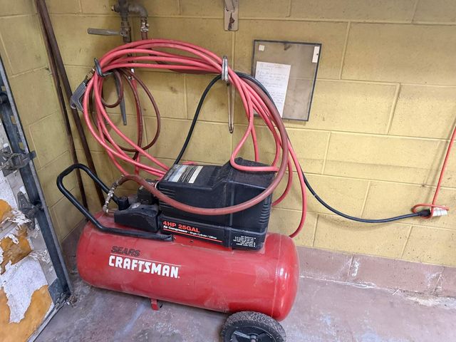 2905 Hiawatha Street, Columbus, OH 43224