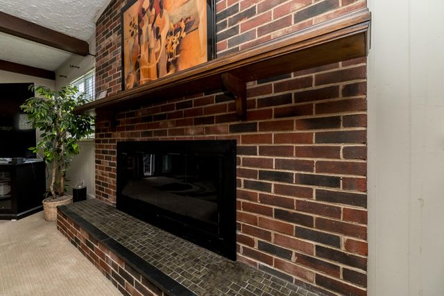 25569 Kilreigh Drive, Farmington Hills, MI 48336