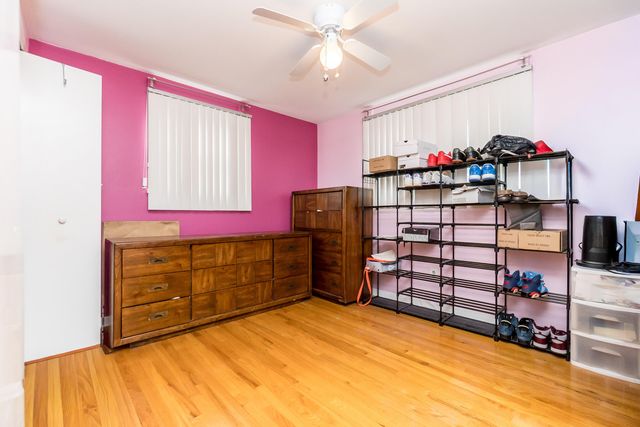 25569 Kilreigh Drive, Farmington Hills, MI 48336