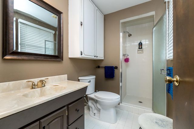 25569 Kilreigh Drive, Farmington Hills, MI 48336