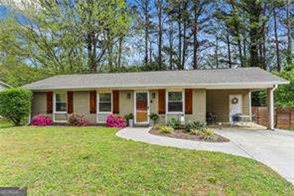 3048 Cottonwood Drive SE, Atlanta, GA 30316