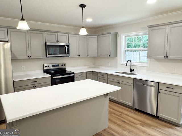 808 Satilla Boulevard, Waycross, GA 31501