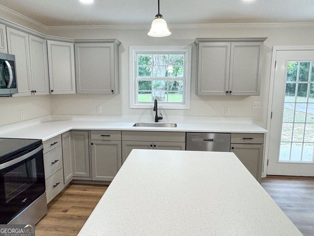 808 Satilla Boulevard, Waycross, GA 31501