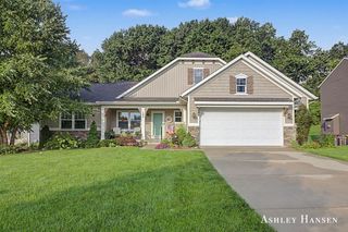 163 Dogwood Drive, Rockford, MI 49341